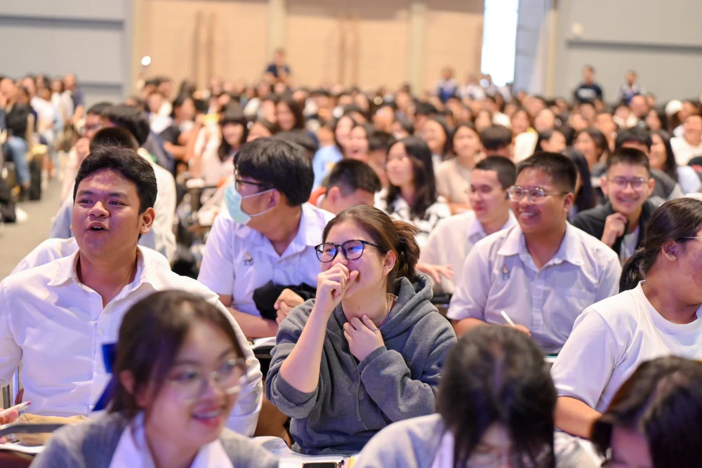 “BEM Takes Students to Conquer TCAS – Year 17: Intensive Tutoring for University Entry” Project