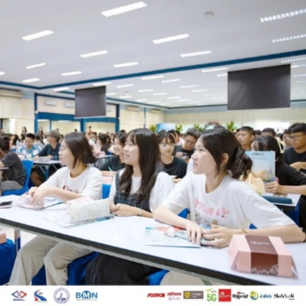 “BEM Takes Students to Conquer TCAS – Year 17: Intensive Tutoring for University Entry” Project