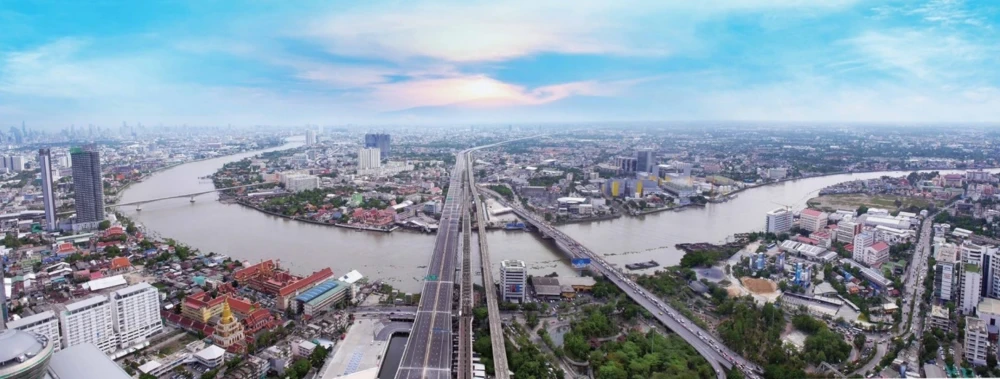 Bridge Crossing the “Bangkok Noi” Conservation Canal